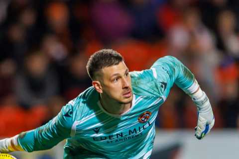 Preston in talks with Dundee United’s Swiss keeper Benji Siegrist over free transfer as contract runs out