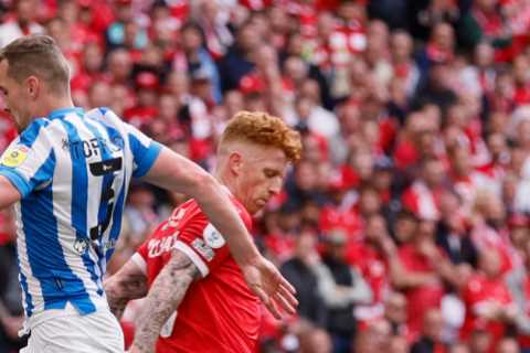 VAR controversy mars Championship play-off final as Huddersfield are denied two penalties as Nottingham Forest go up