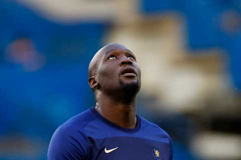 Chelsea outcast Romelu Lukaku ‘willing to take £3m-a-year PAY CUT to end Stamford Bridge hell for Inter Milan transfer’