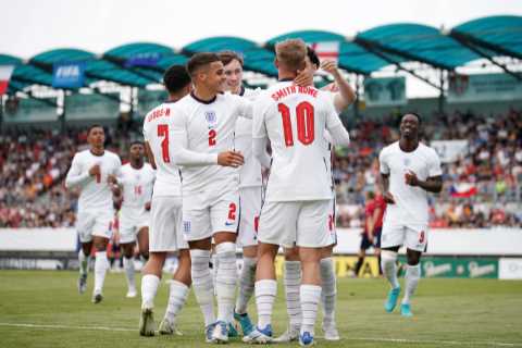 Czech Republic U21s 1 England U21s 2: Arsenal star Smith Rowe scores thumping strike in latest Euro qualifier win