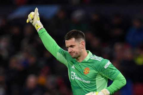 Man Utd forgotten man Tom Heaton wanted by Middlesbrough on loan transfer with Chris Wilder wanting new No1