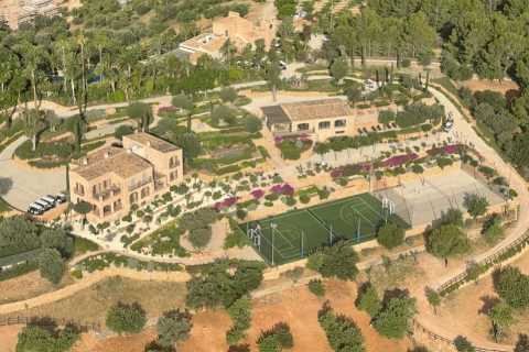 Man Utd star Cristiano Ronaldo and Georgina Rodriguez staying in luxury Majorca villa with ‘underground erotic room’