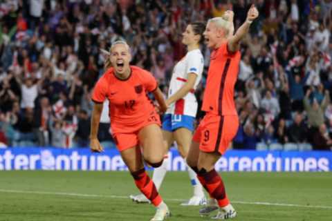 England 5 Netherlands 1: Beth Mead scores twice to beat Jimmy Greaves’ 61-year-old scoring record