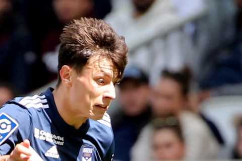 Sheff Utd in shock £3m swoop for Malmo star Anel Ahmedhodzic but face transfer fight with Blackburn