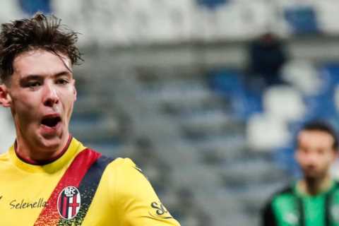 Arsenal blow as Aaron Hickey to sign for Brentford in £14m transfer from Bologna as Scots full-back agrees 5-yr deal