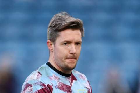 Wayne Hennessey ready to leave Burnley on loan to boost Wales World Cup hopes if he is not new No1 after Nick Pope exit