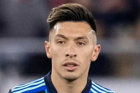 Man Utd and Arsenal transfer boost as Lisandro Martinez tells Ajax bosses he wants to QUIT to play in Premier League