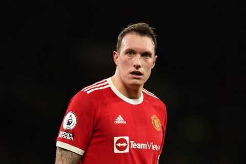 ‘He’s had a raw deal’ – Phil Jones backed to turn it around under new Man Utd boss Ten Hag despite sitting out tour