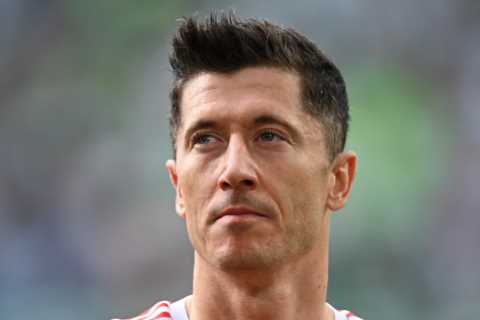 Chelsea ‘ready to move for Lewandowski’ if Barcelona’s confirmed transfer bid fails with Blues next favoured destination