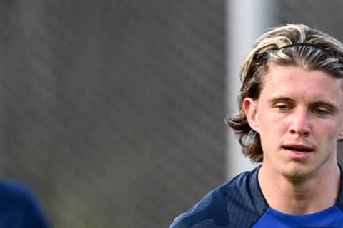 Conor Gallagher once tried to hide from Thomas Tuchel in a pub – now he’s pestering German to get in Chelsea team