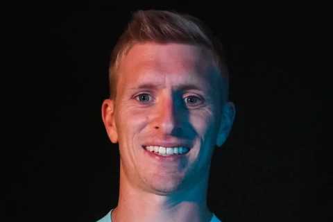 Brentford confirm Ben Mee signing on free transfer after leaving Burnley following a DECADE at Turf Moor