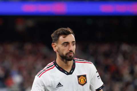 Man Utd star Bruno Fernandes makes one promise to Anthony Martial for Brighton game ahead of new Premier League season