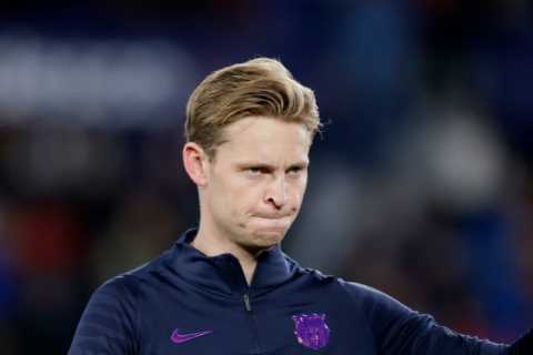 Man Utd in huge Frenkie de Jong transfer blow with Barcelona midfielder ONLY wanting to leave for Chelsea move