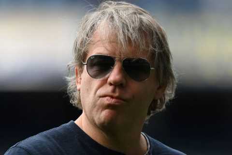 Todd Boehly ‘treating Chelsea like he’s playing Football Manager’, slams Gary Neville amid mad transfer scramble