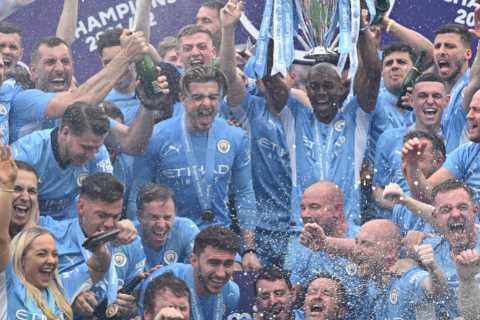 What Premier League games are on TV this weekend?