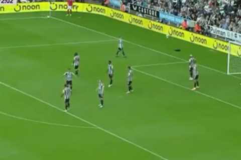 Fans in hysterics as Nottingham Forest produce DREADFUL corner routine in Premier League return vs Newcastle