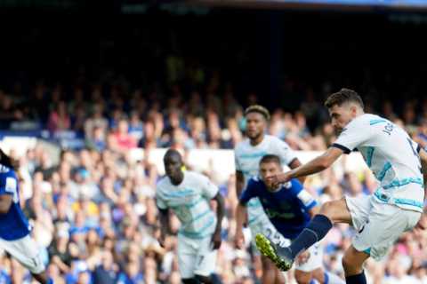 Everton 0 Chelsea 1: Jorginho’s penalty wins it as Thomas Tuchel’s new-look Blues edge past Frank Lampard’s Toffees