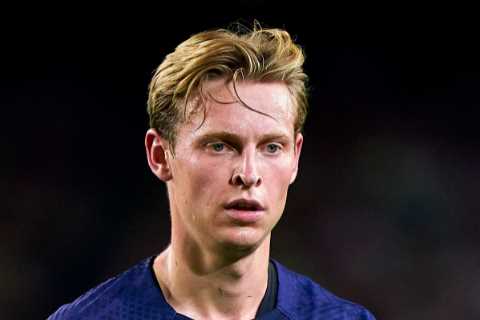 Holland boss Louis van Gaal begs Frenkie de Jong to ditch Barcelona for Man Utd or Chelsea transfer before World Cup