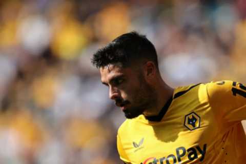Arsenal in talks to sign Pedro Neto and willing to offer £35m but Wolves want £50m for transfer