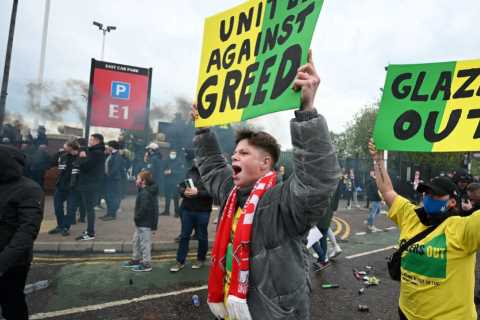 Jurgen Klopp says Liverpool should be given three points if anti-Glazer protests see Man Utd game called off