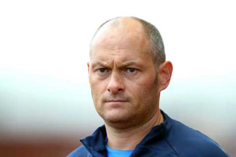Stoke appoint Alex Neil as new boss from Sunderland despite only signing new deal on improved terms earlier this month