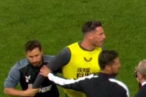 Jurgen Klopp in touchline bust-up with Newcastle bench as objects thrown towards Liverpool boss after Carvalho winner