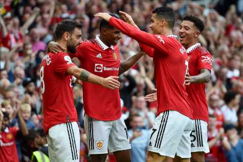 Roy Keane and Gary Neville disagree as they make Premier League top-four prediction after Man Utd’s win over Arsenal