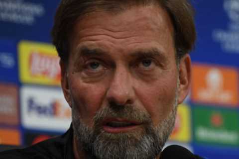 Furious Jurgen Klopp explodes in anger when asked if Naples is dangerous city with Liverpool fans stabbed in past visits