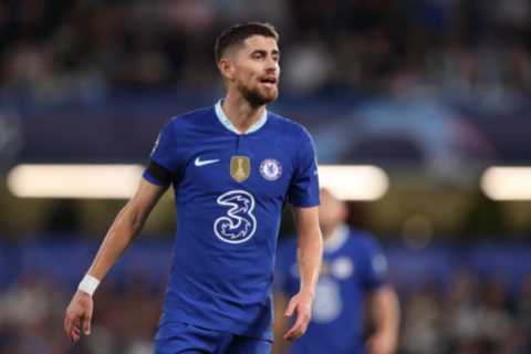 Chelsea star Jorginho being tracked by Barcelona over contract situation and could make January transfer move