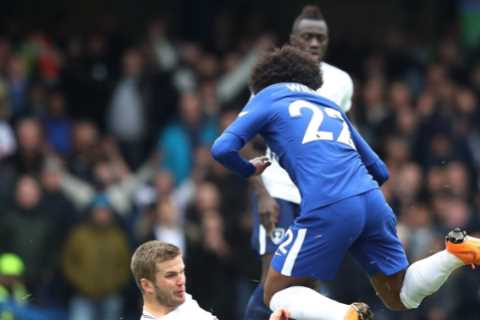 Willian says snubbing Tottenham for Chelsea was ‘best decision of my career’ as he recalls last-minute transfer hijack