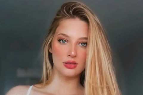 Meet Gabriel Martinelli’s stunning Wag Isabella Rousso, who is a medical student and Arsenal super fan