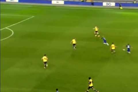 Watch Chelsea wonderkid Mason Burstow, 19, score amazing 40-yard goal in win over Oxford in EFL Trophy