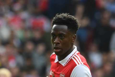 Arsenal ‘offer Sambi Lokonga to Juventus in swap transfer for Manuel Locatelli’ with midfielder available in January