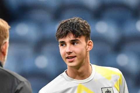 Burnley fast-track wonderkid keeper Charlie Casper into first-team training under Vincent Kompany aged just 17