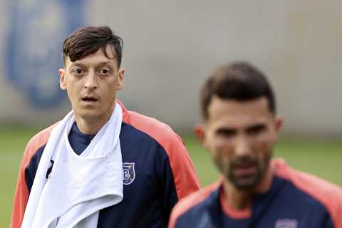 Mesut Ozil’s agent makes dig at former Arsenal team-mate and reveals why he’ll never play for another English club