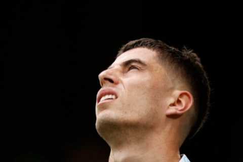 ‘He swings a lazy leg at that’ – Chelsea star blamed for role in Gabriel’s Arsenal match-winner by ex-Gunner Keown