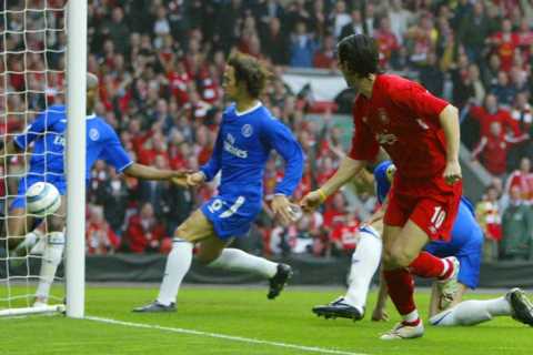 Liverpool legend Luis Garcia brilliantly trolls Chelsea fans over ‘ghost goal’ after Japan World Cup decision