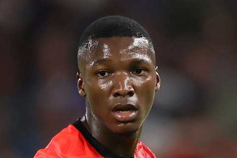 Chelsea and Liverpool in transfer scrap for Brighton star Moises Caicedo after stunning World Cup displays for Ecuador