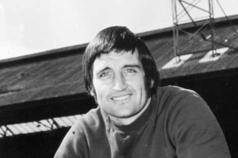 John Jackson dead aged 80: Ex-Crystal Palace and Ipswich goalkeeper who played in epic 5-0 win over Man Utd passes away