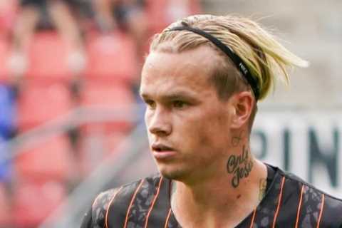 Shakhtar chief admits talks with Arsenal over Mykhaylo Mudryk transfer ongoing as Gunners beg club to slash asking price