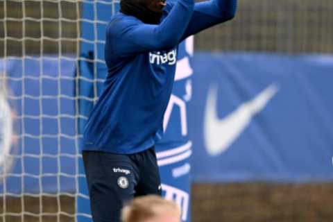 Chelsea star Edouard Mendy undergoes operation after training ground incident as injury crisis deepens for Potter