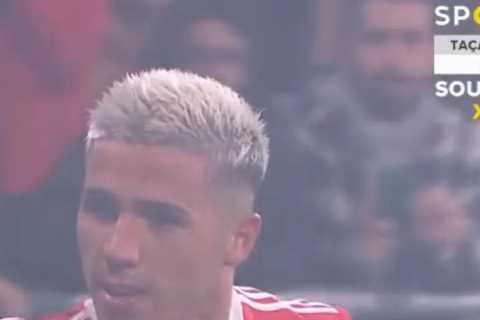 Enzo Fernandez appears to end Chelsea transfer speculation with passionate celebration after scoring on Benfica return