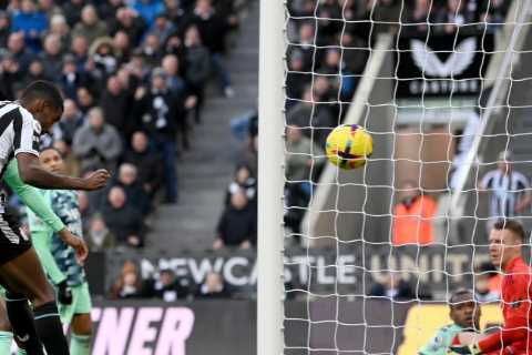 Newcastle 1 Fulham 0: Alexander Isak scores vital late winner after Aleksandar Mitrovic’s freak penalty is ruled out