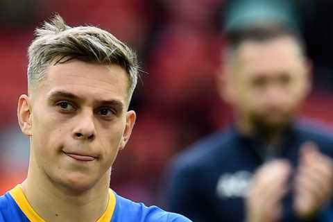 Chelsea ready to hijack ANOTHER Arsenal transfer deal with bid for Brighton star Trossard after snapping up Mudryk