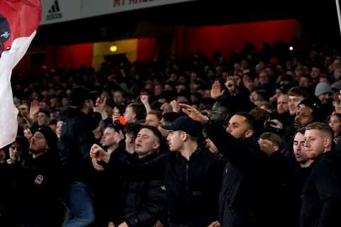 I’m an Arsenal fan and this is the funniest chant I’ve ever heard at a match – and there’s a lot to choose from