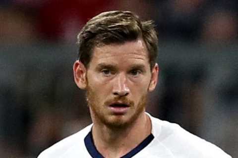 Ex-Tottenham star Jan Vertonghen says Premier League clubs need former stars in key roles like at Ajax