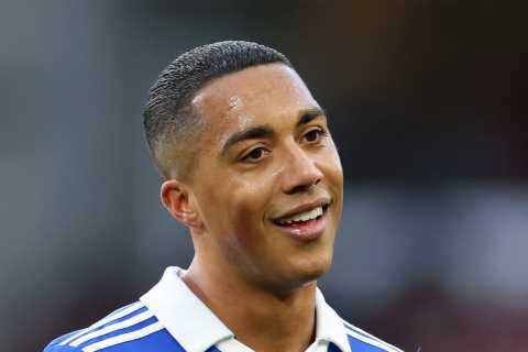 Arsenal hold talks over Youri Tielemans transfer with Leicester star available on free when deal runs out in summer