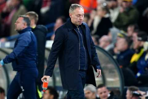Leeds 2 Nottingham Forest 1: Steve Cooper on the brink after devastating defeat to relegation rivals