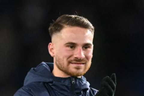 Man Utd ‘target Brighton pair in sensational double transfer swoop’ but face competition from Premier League rivals