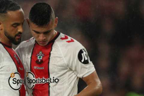 Southampton star Perraud limps off in distress against Bournemouth while Walcott shows rest of team tactical note